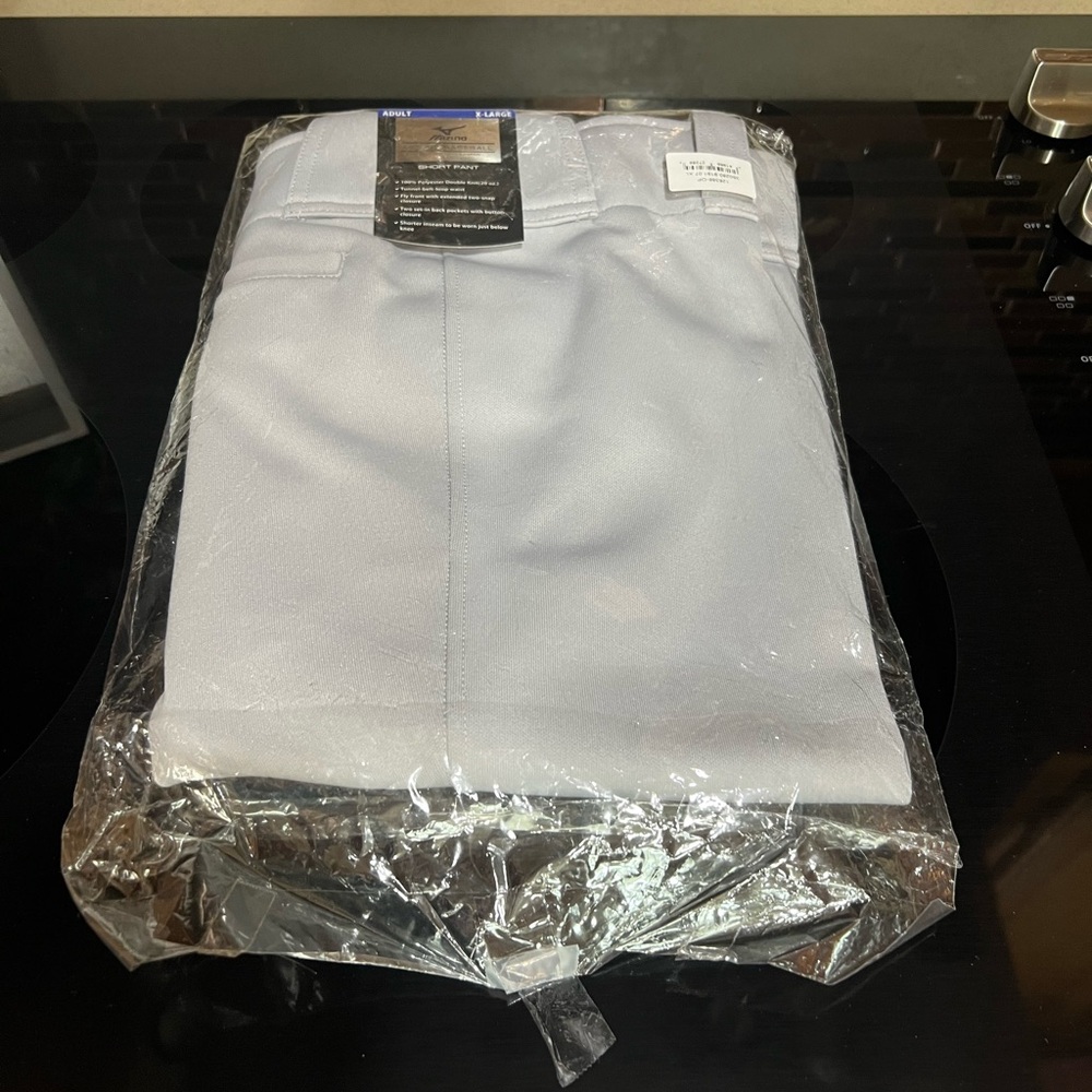 Mizuno Adult Short Baseball Pants XL Grey NWT